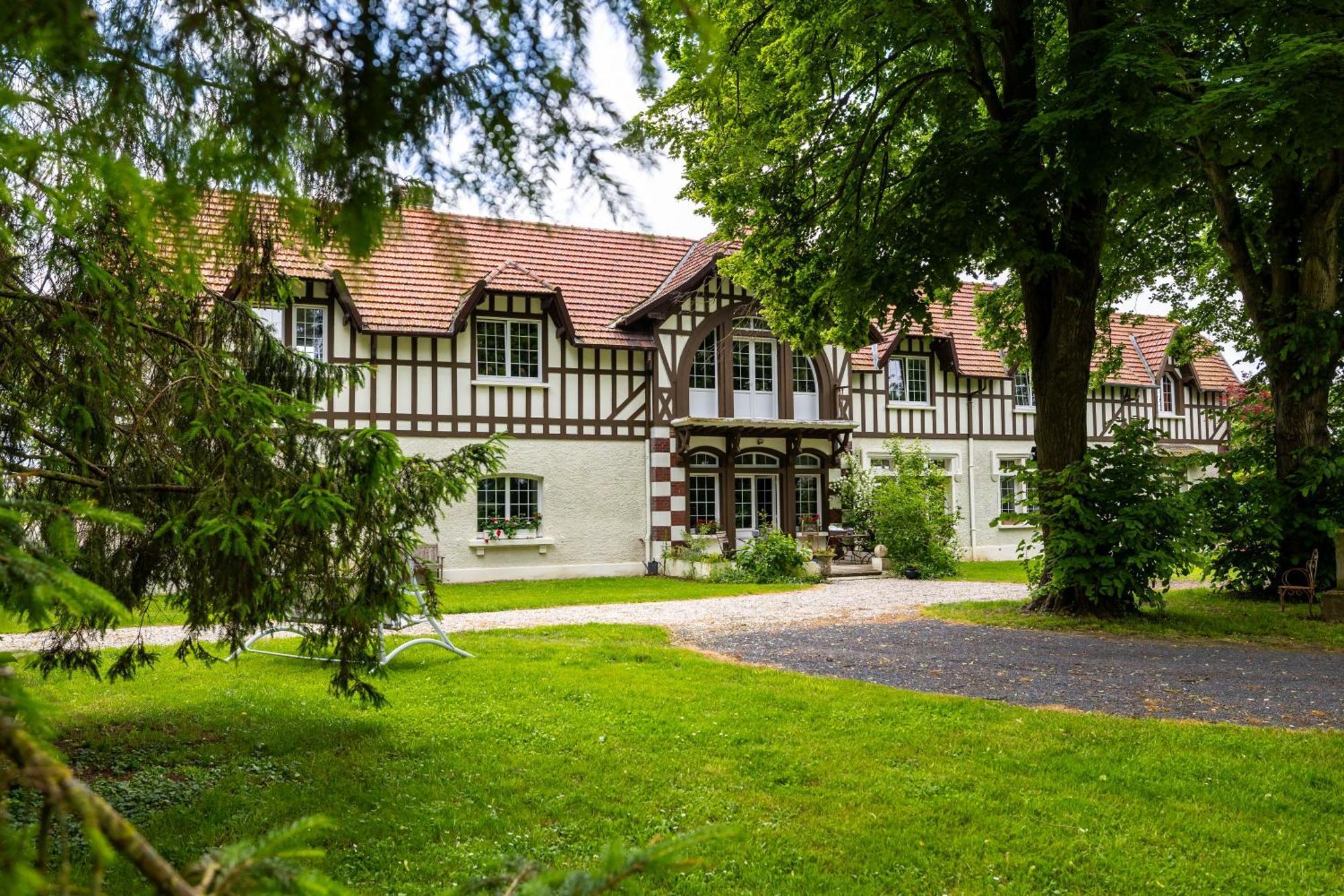 Chalet Des Longschamps Argoeuves Extérieur photo